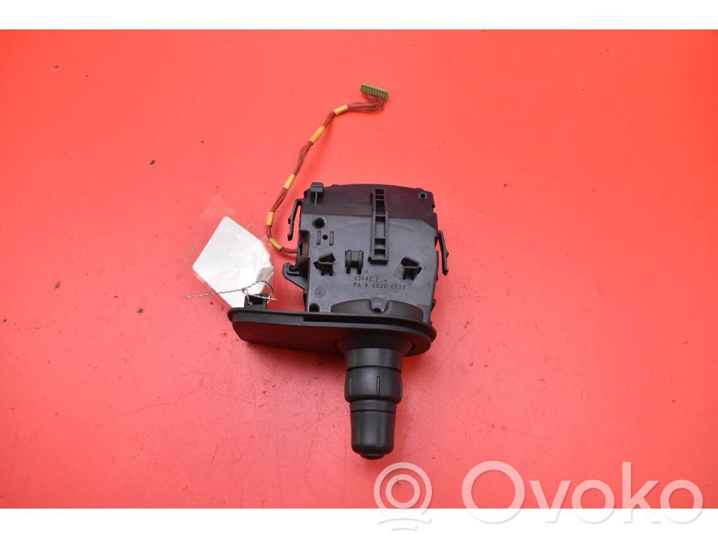 Renault Clio III Headlight wiper switch 