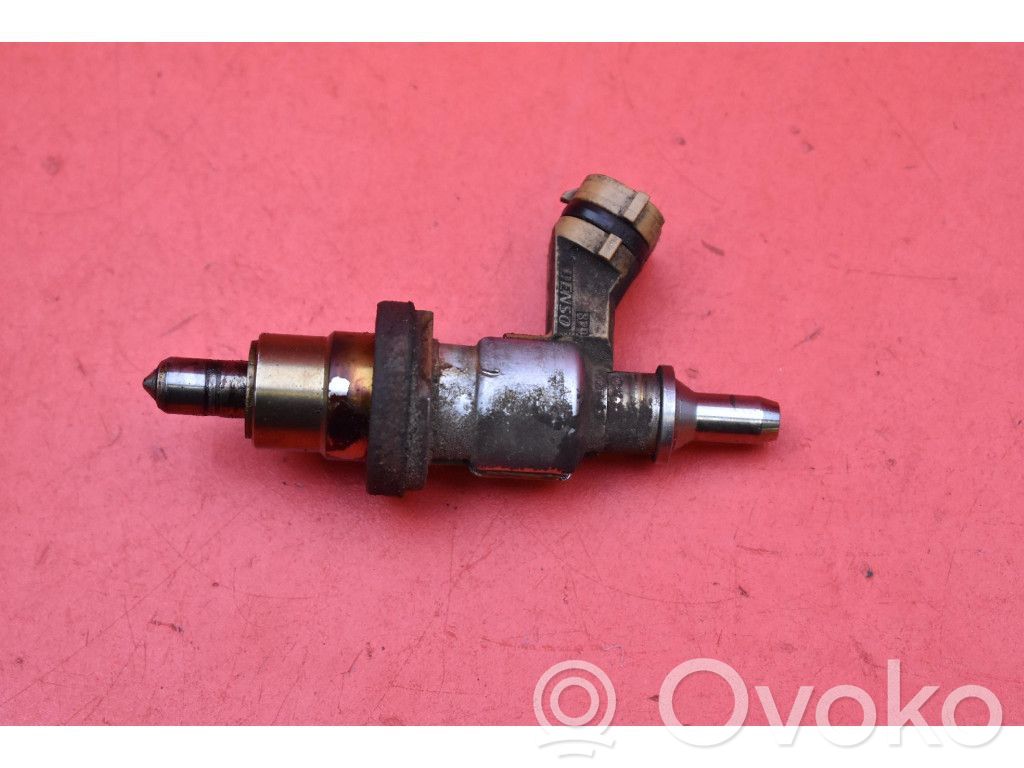 Toyota Avensis Verso Injector combustibil 