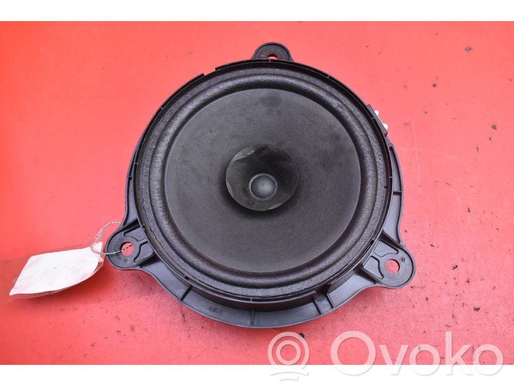 Renault Captur Subwoofer 