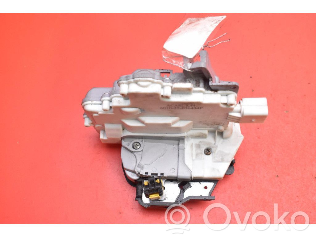 Audi A3 S3 A3 Sportback 8P Takaoven lukko 