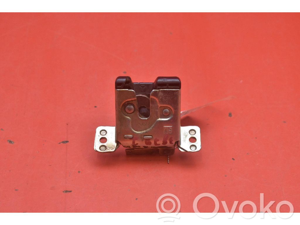 Chevrolet Kadett Tailgate/trunk/boot lock/catch/latch 