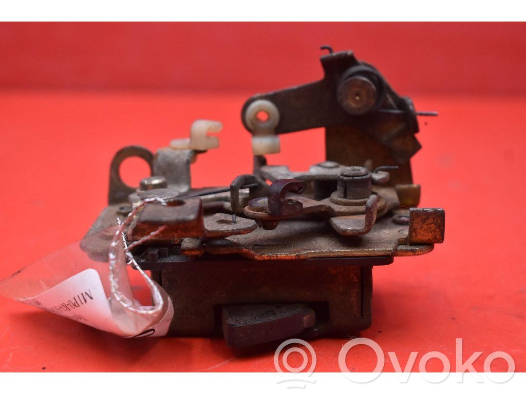 Chevrolet Kadett Front door lock 
