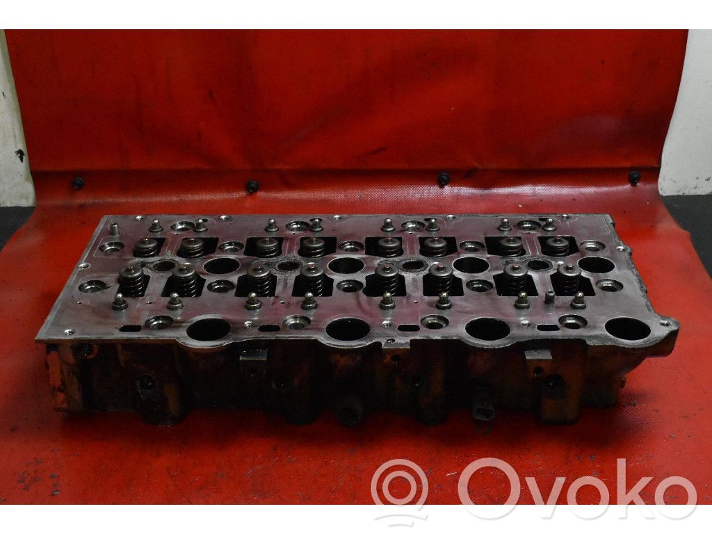 Engine head   90352046F,90352046F