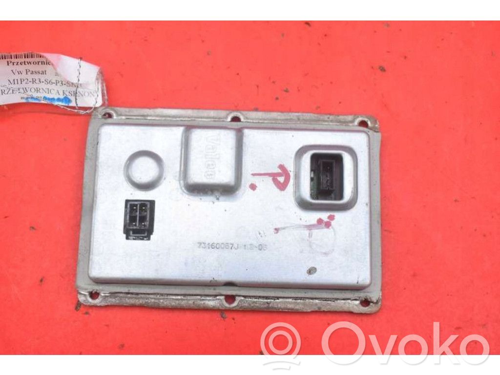 Volkswagen PASSAT B6 Voltage converter/converter module 