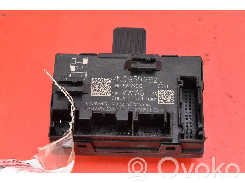 Engine control unit/module ECU   7N0959792J,7N0959792J