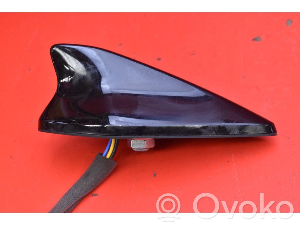 Hyundai Tucson JM GPS-pystyantenni