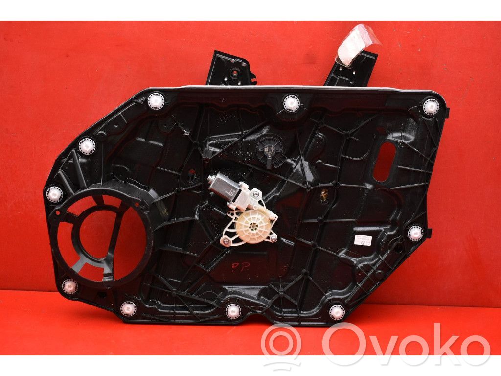 Ford Focus Front door window regulator with motor 