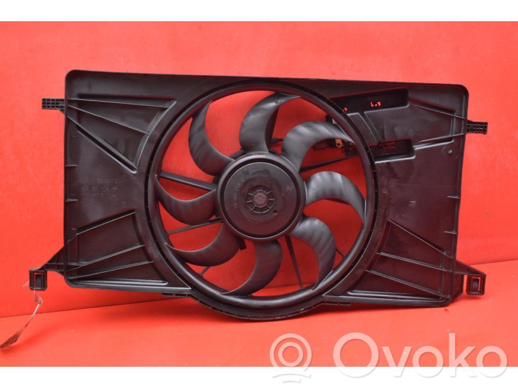 Ford Focus Elektrisks radiatoru ventilators 