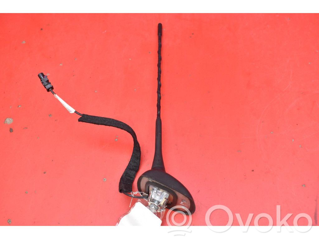 Opel Corsa E Antena (GPS antena) 