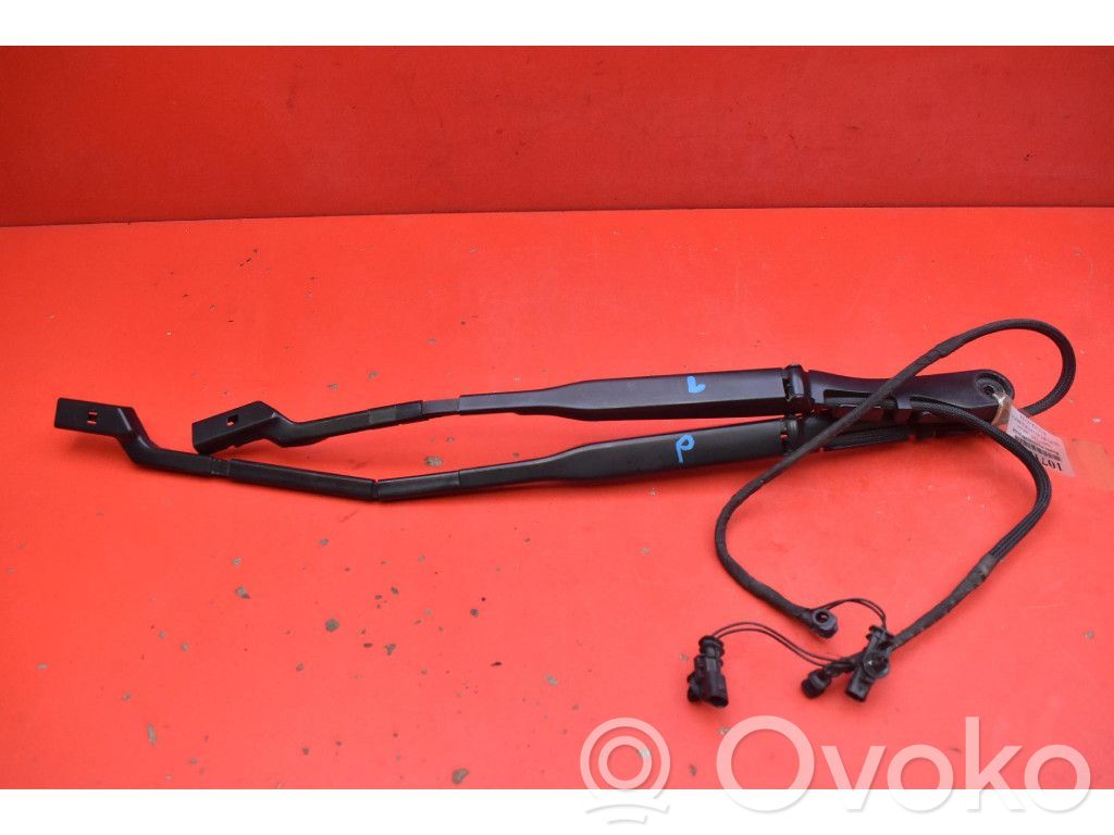 Volvo V60 Bras d'essuie-glace avant 