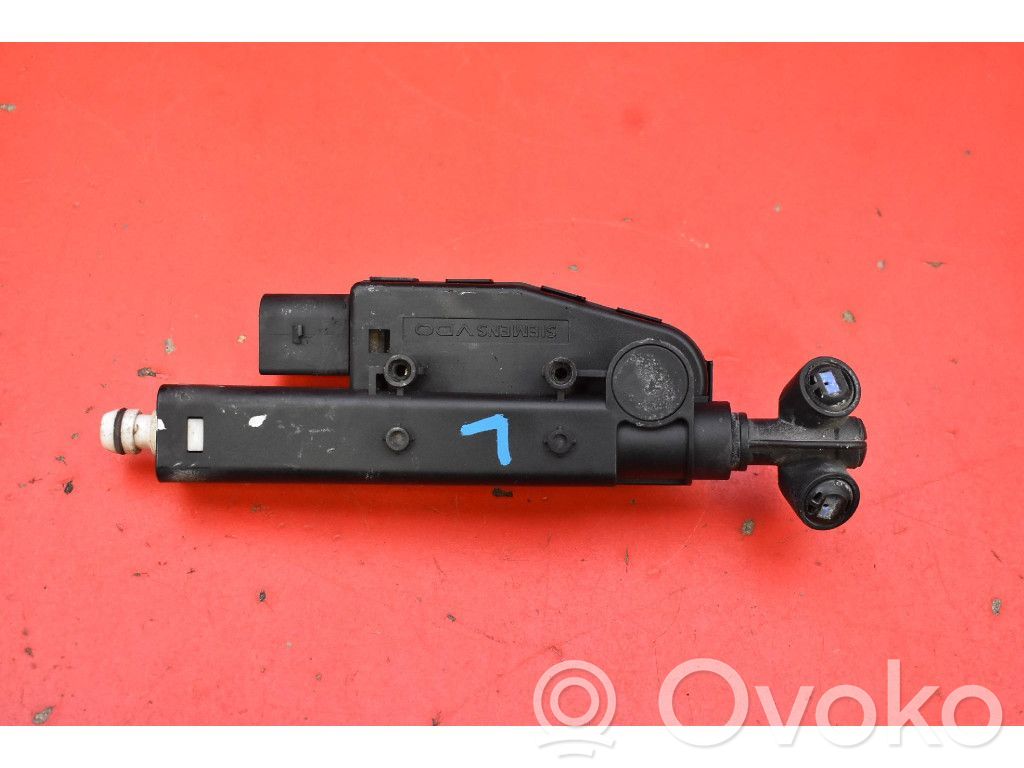 Windshield washer spray nozzle   4E0955965AA,4E0955965AA
