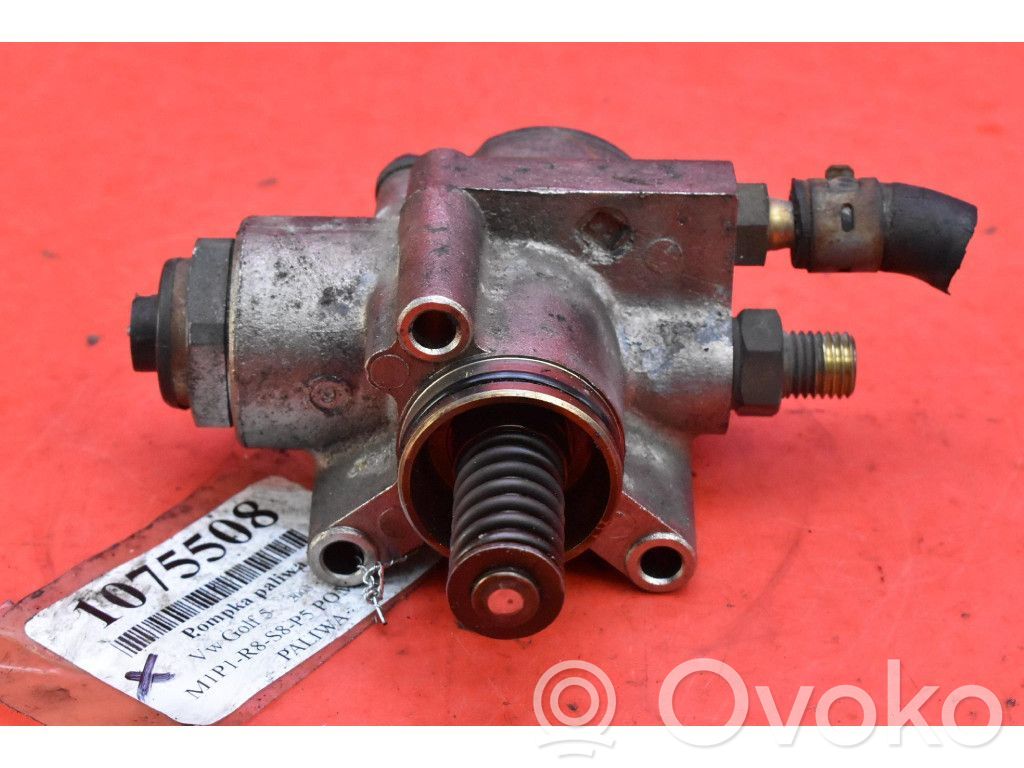 Volkswagen Golf IV Bomba interna de combustible