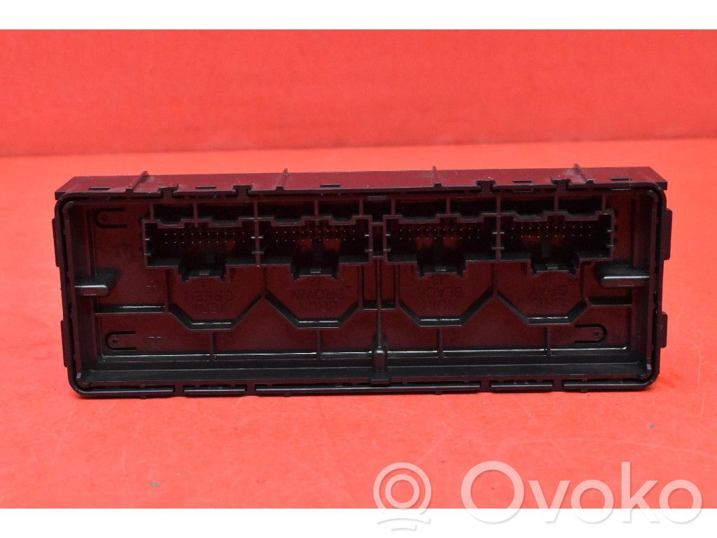 Engine control unit/module ECU   13595718,13595718