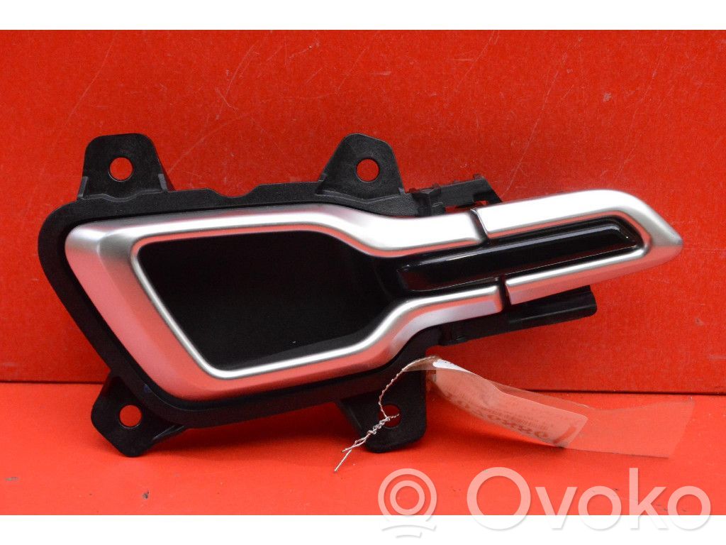 Manecilla interna puerta delantera   82623R2000,82623R2000