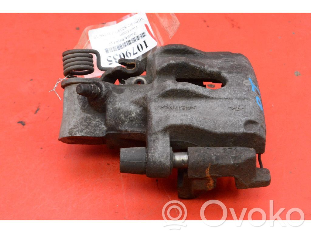 Rear brake caliper