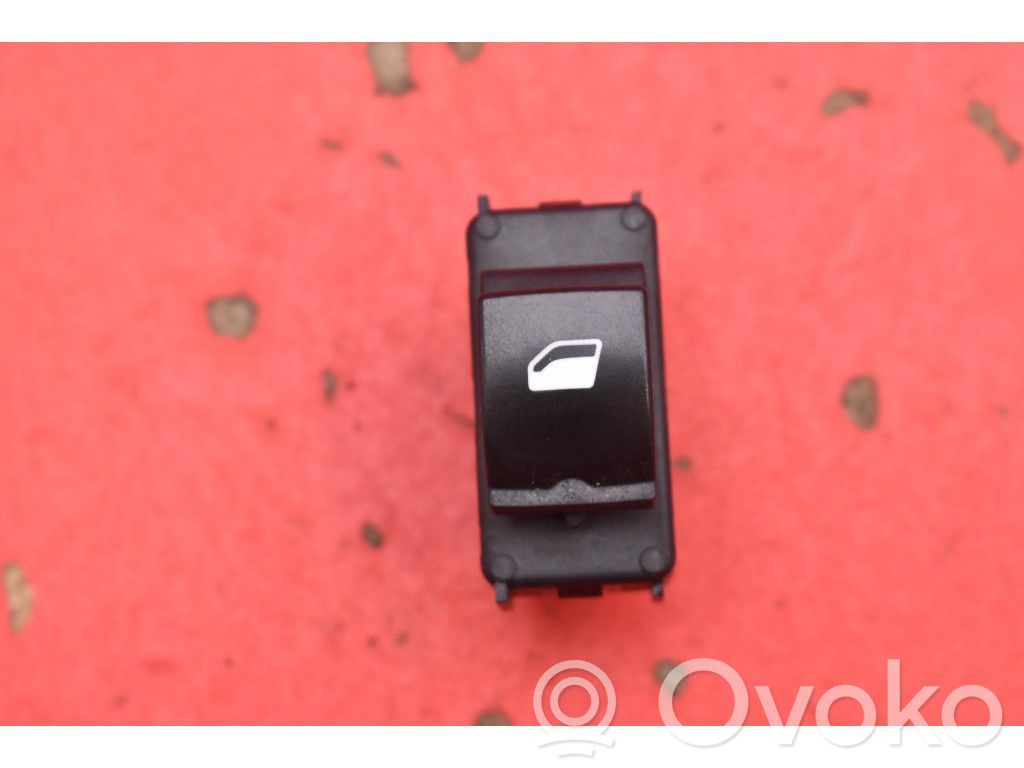 Peugeot 301 Electric window control switch 