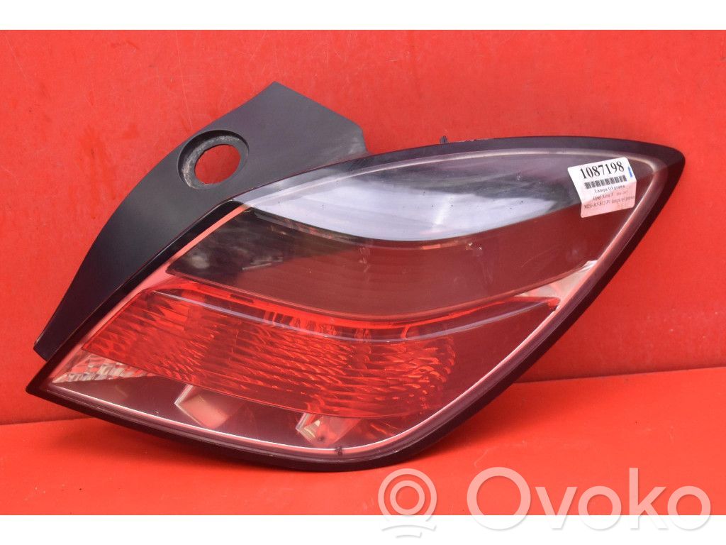 Opel Astra H Lampă spate în caroserie 