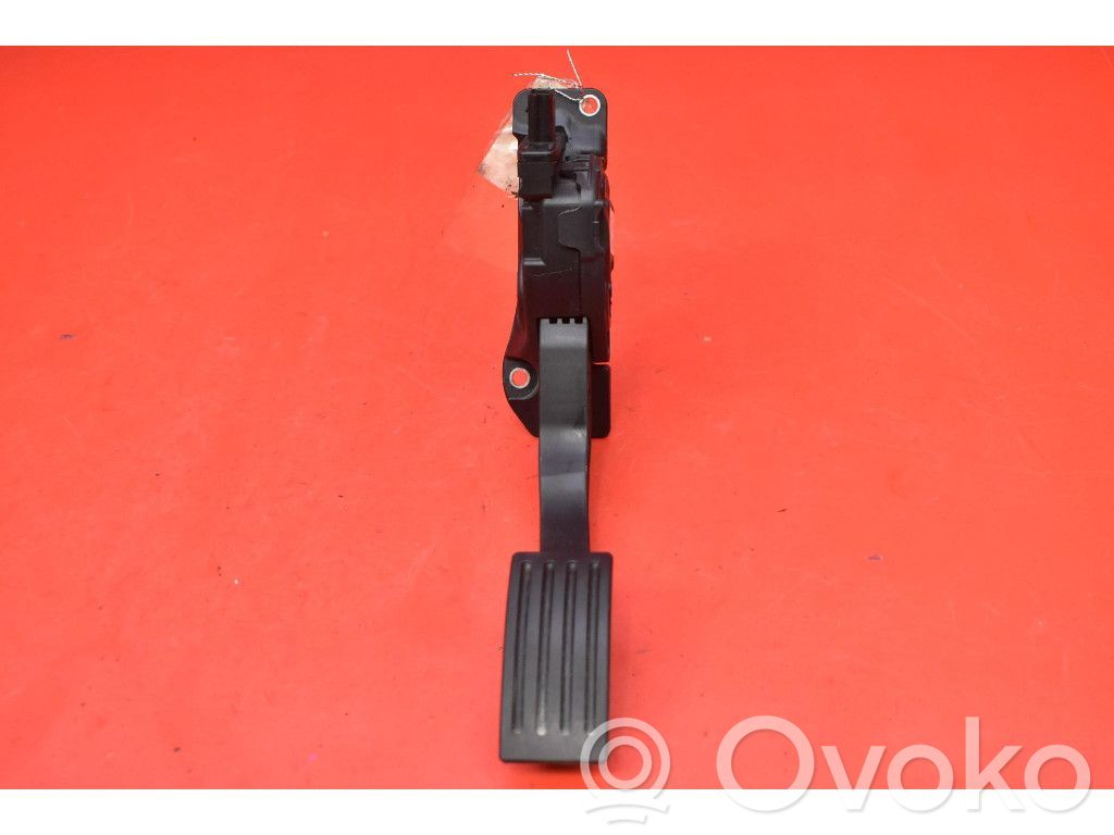 Volvo V40 Pedale dell’acceleratore