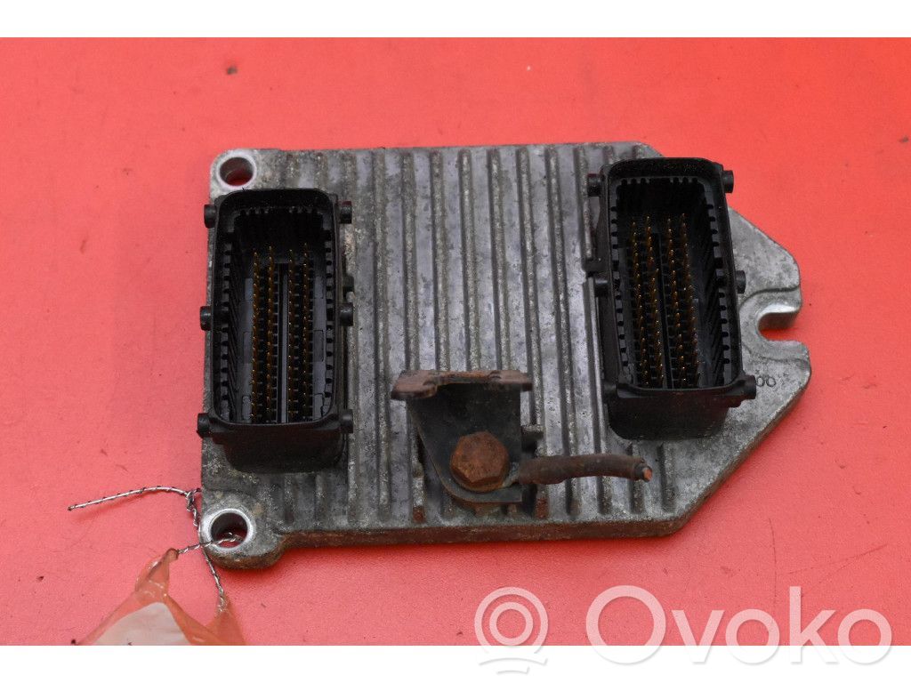 Opel Zafira A Unité de commande, module ECU de moteur 