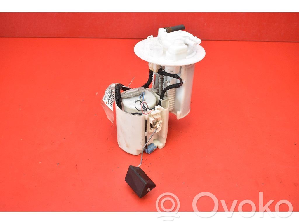 Toyota Prius (XW30) Pompe à carburant