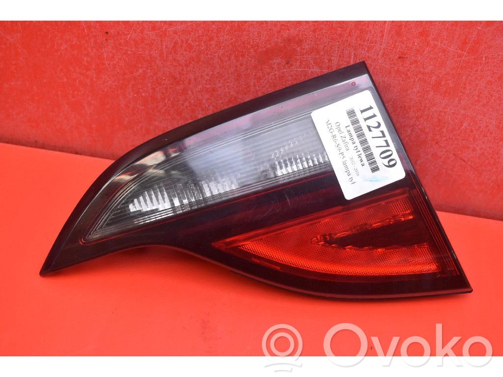 Opel Zafira C Aizmugurējais lukturis virsbūvē