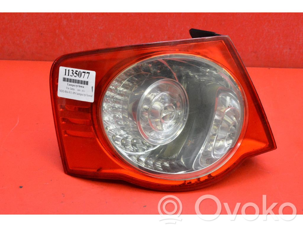 Volkswagen Jetta V Luci posteriori
