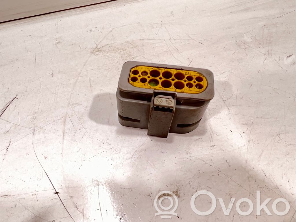 Mercedes-Benz E W212 Wiązka przewodów lamp przednich 
