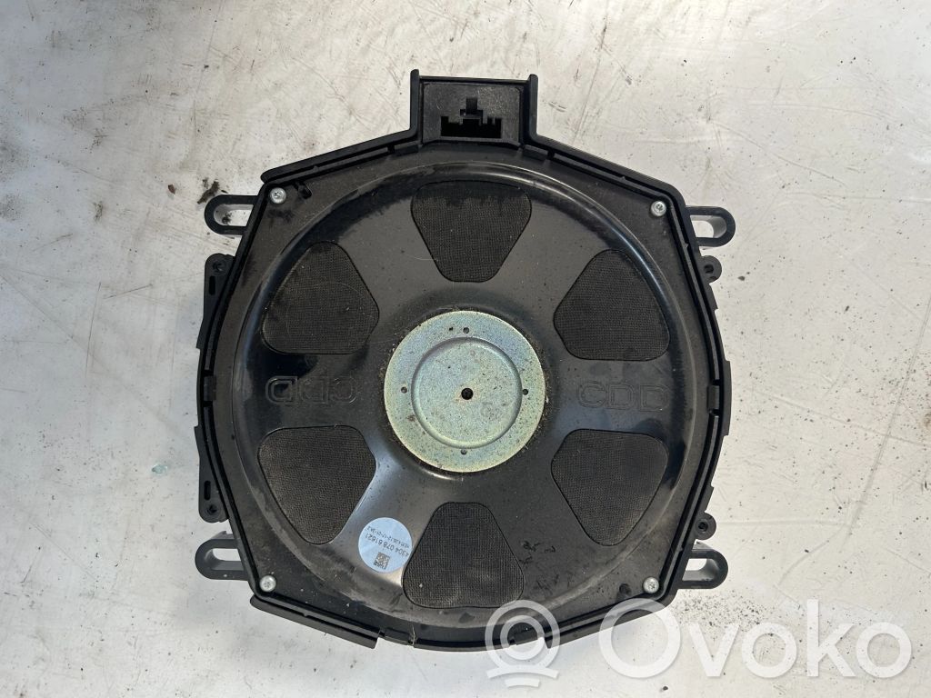BMW X5 E70 Subwoofer 