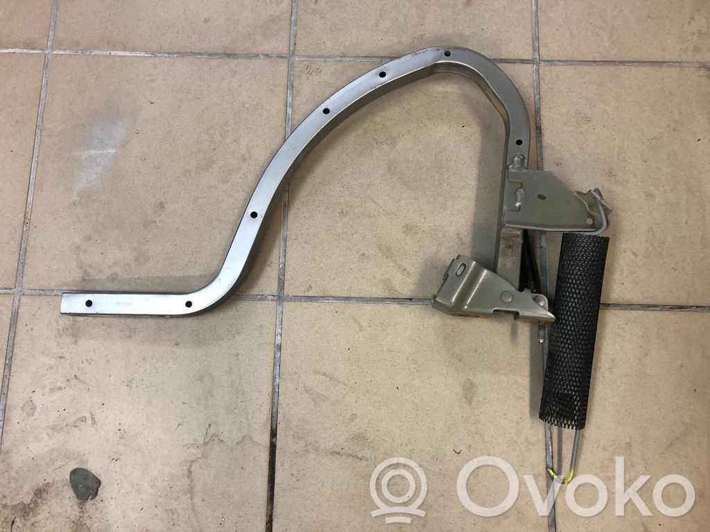 Dodge Charger Tailgate/trunk/boot hinge 