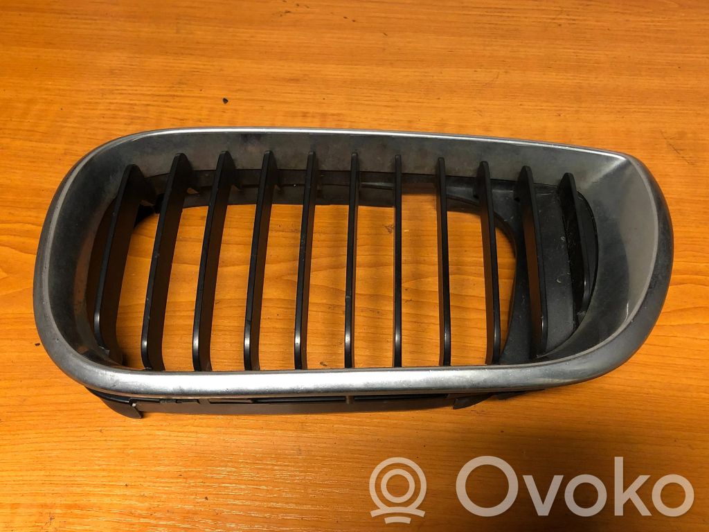 BMW 3 E46 Front grill 