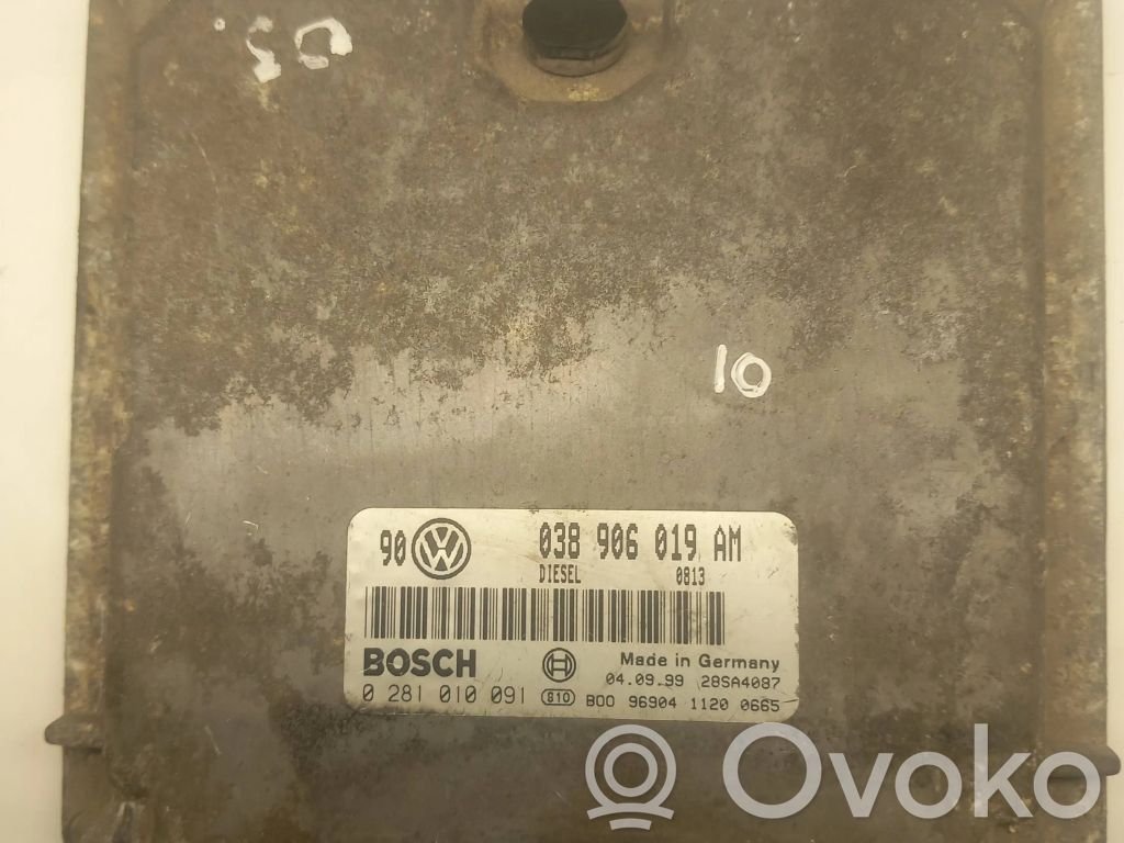 Volkswagen Golf IV Engine control unit/module 