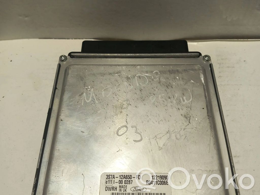 Ford Mondeo Mk III Engine ECU kit and lock set 