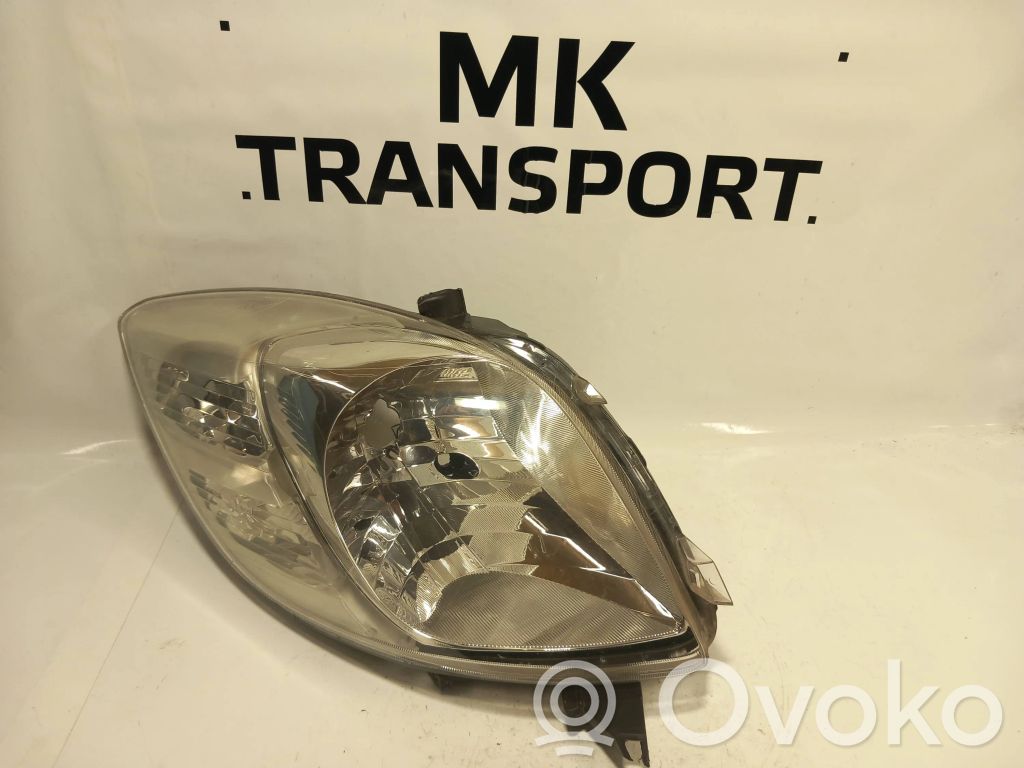 Lampa przednia   811500D120,89900737