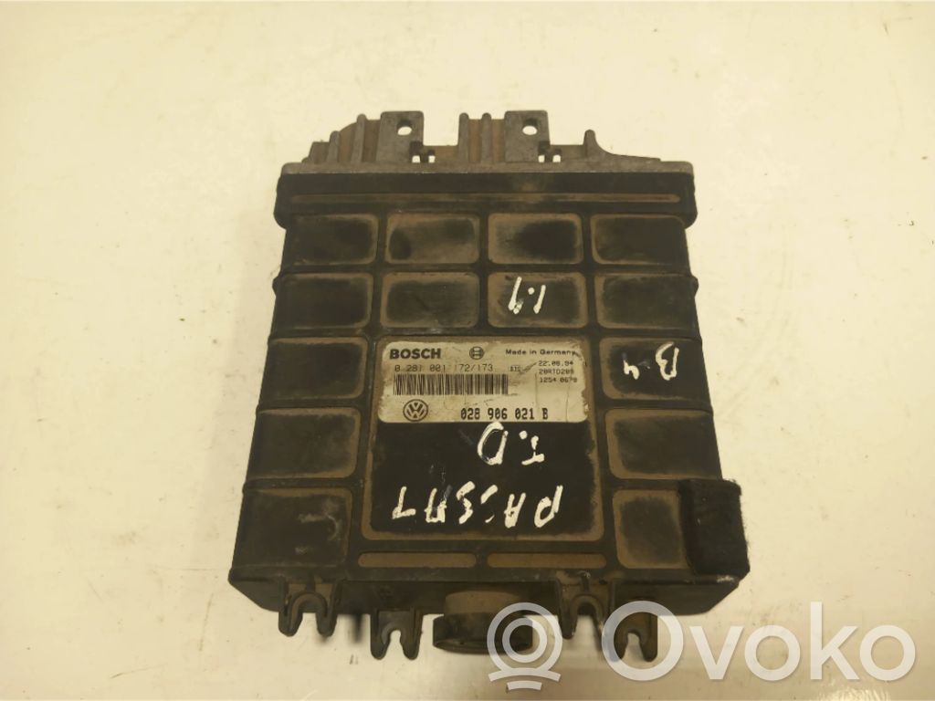 Volkswagen PASSAT B4 Engine control unit/module 