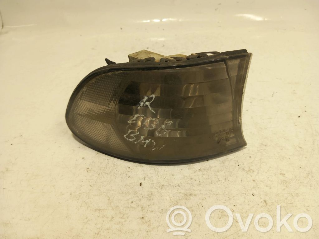 BMW 7 E38 Front indicator light 