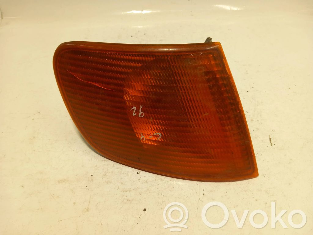 Audi 100 S4 C4 Front indicator light 