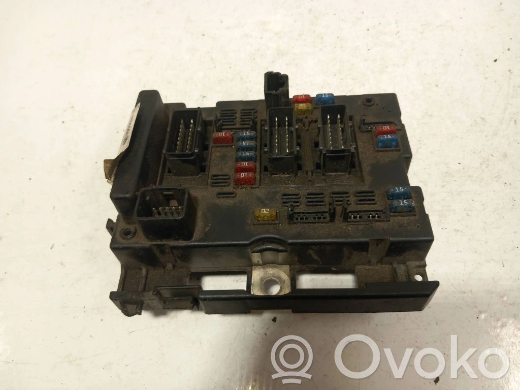 Peugeot 307 Drošinātāju bloks 
