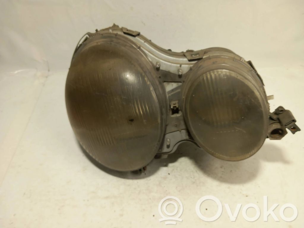 Mercedes-Benz E W210 Scheinwerfer 