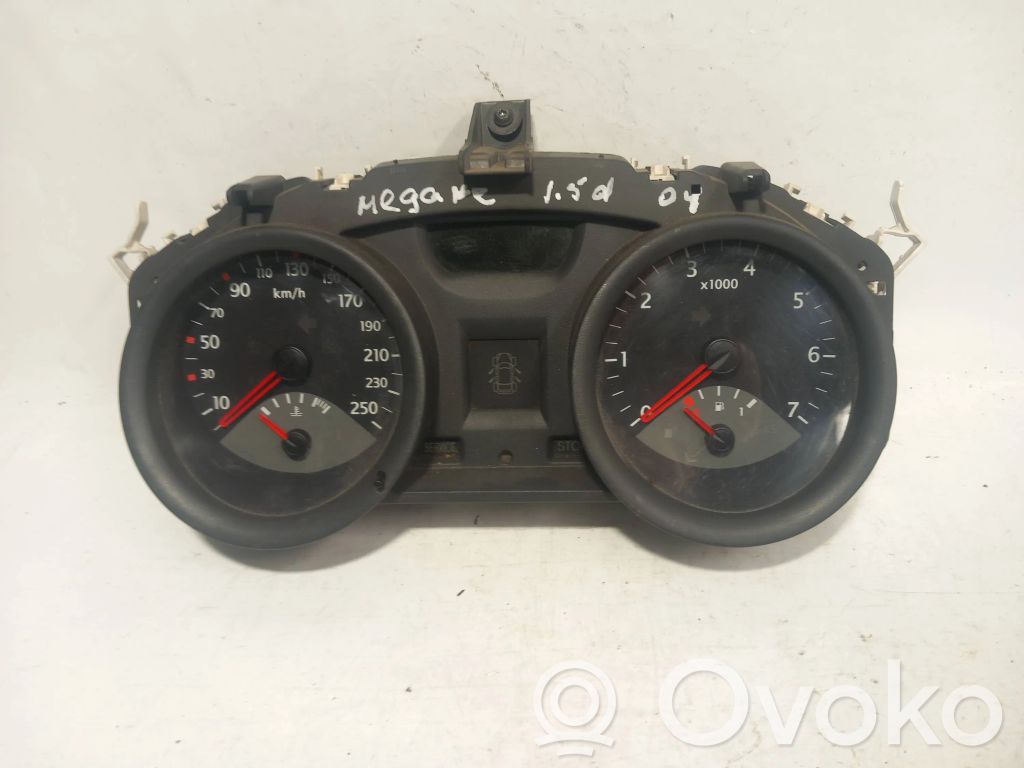 Renault Megane II Speedometer (instrument cluster) 