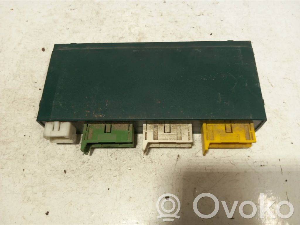 BMW 5 E34 Komforto modulis 