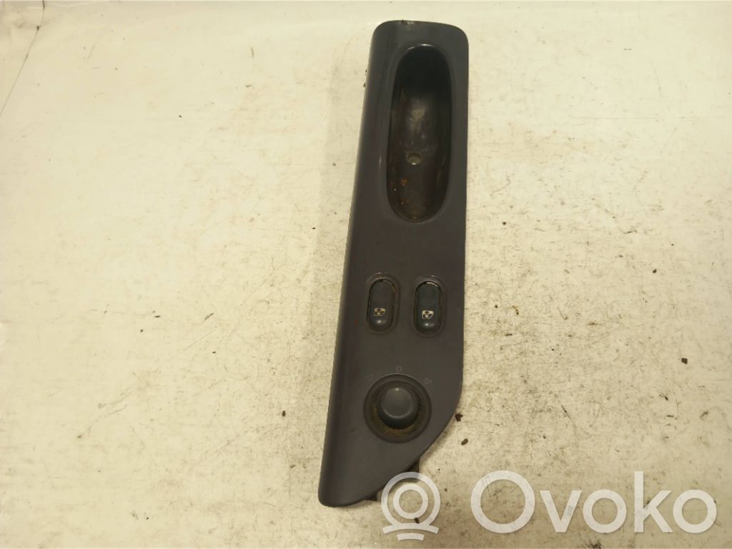 Renault Espace III Electric window control switch 