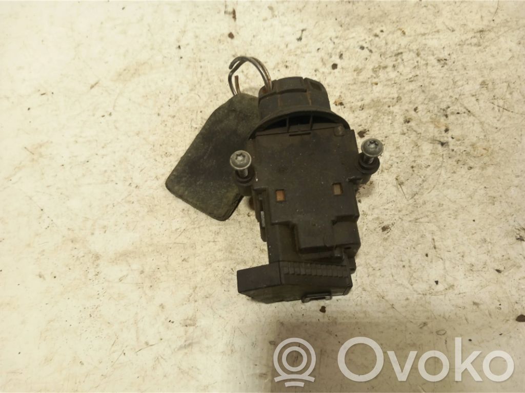 BMW 5 E60 E61 Moottorin start-stop-painike/kytkin 