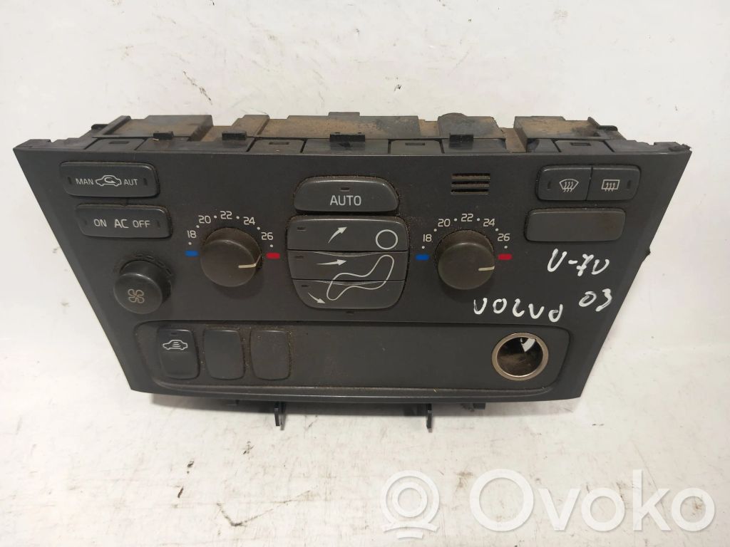 Volvo V70 Climate control unit 