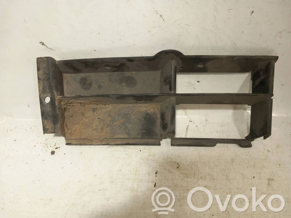 BMW 5 E39 Grille inférieure de pare-chocs avant 