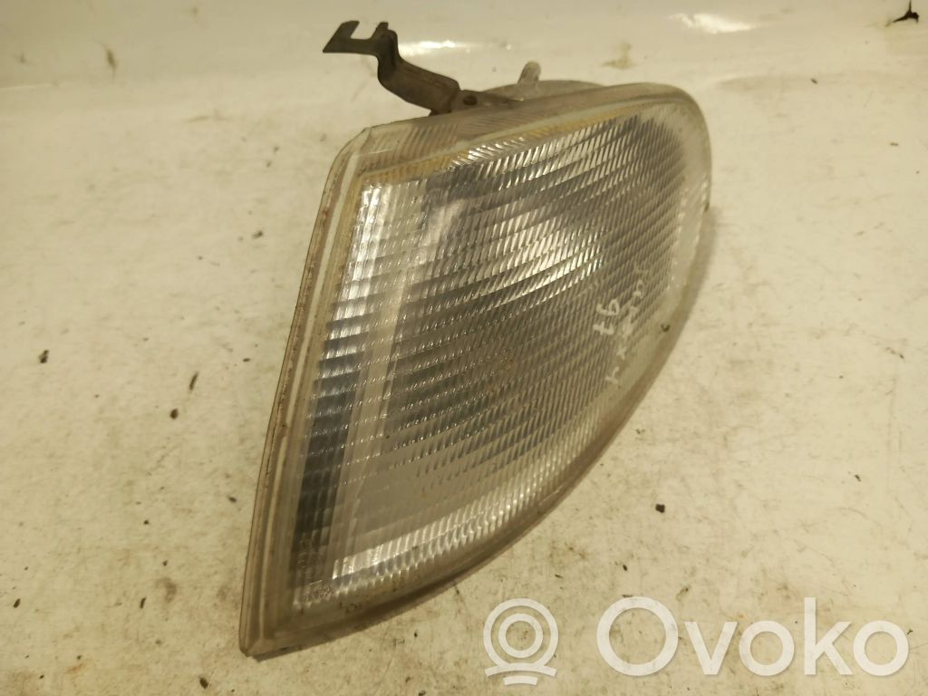 Ford Galaxy Front indicator light 