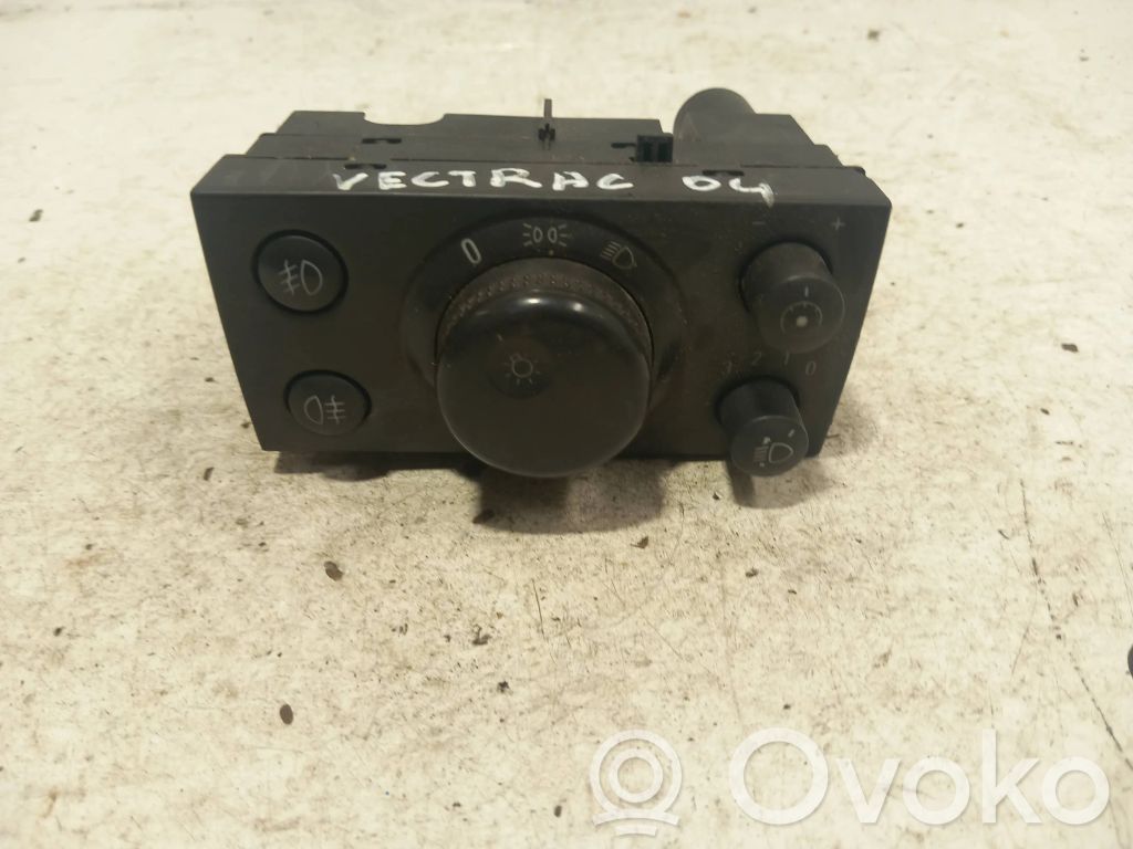 Opel Vectra C Šviesų jungtukas 