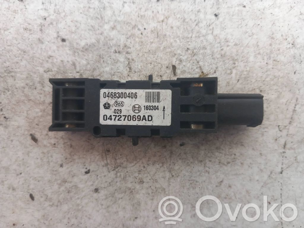 Chrysler Voyager Airbagsensor Crashsensor Drucksensor 