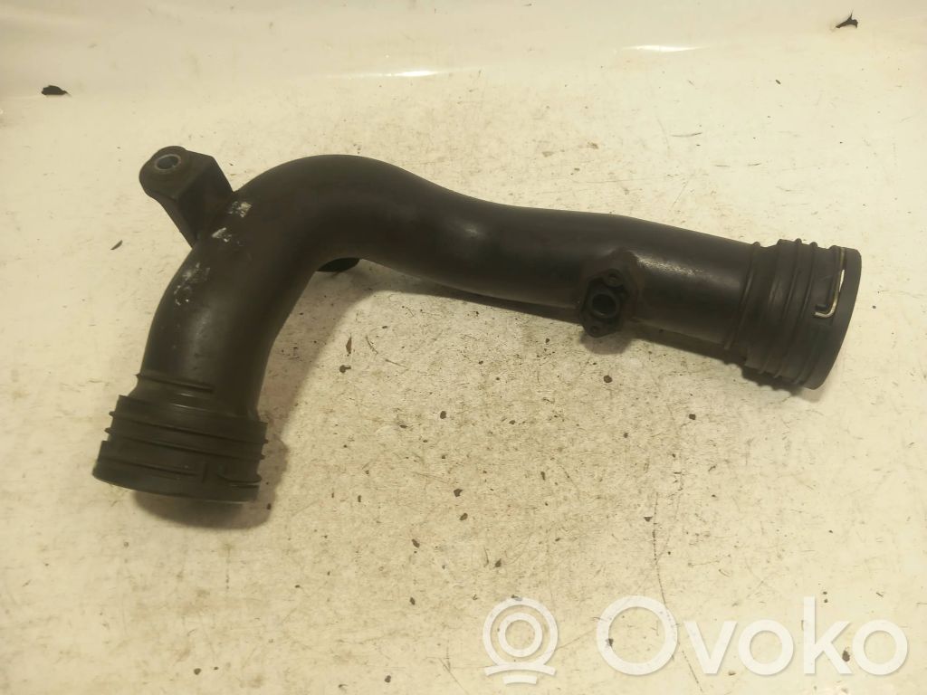 Audi A3 S3 8P Wąż / Rura intercoolera 