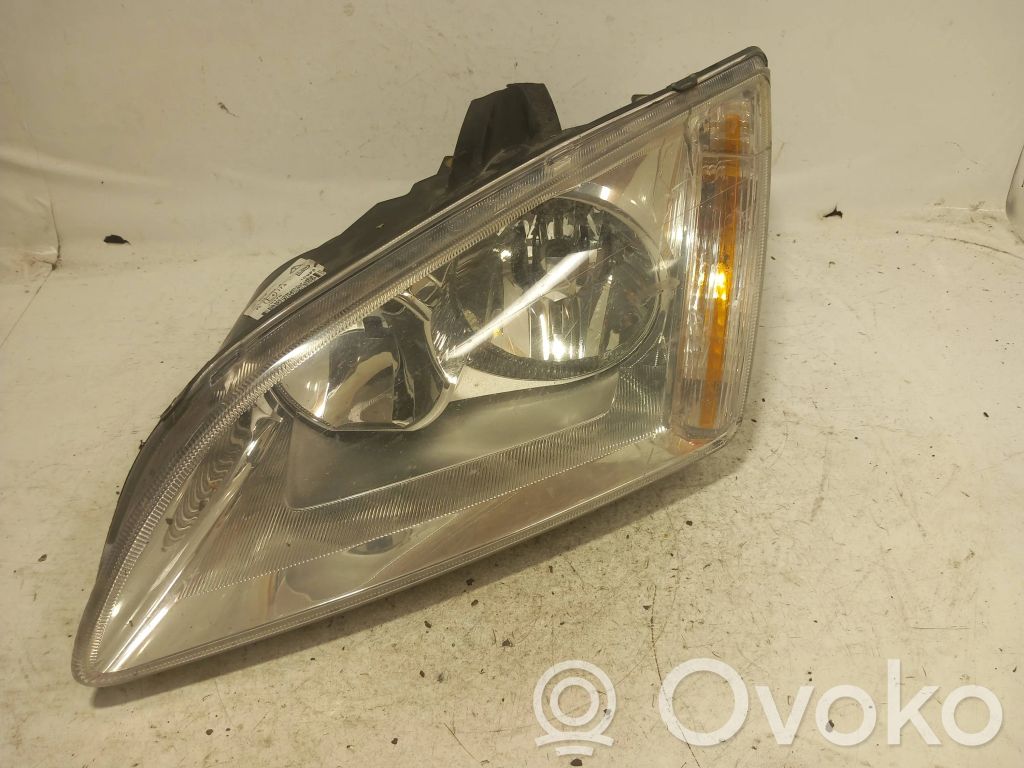 Ford Focus Scheinwerfer 