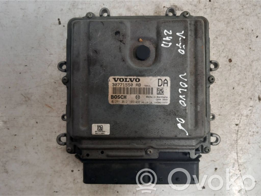 Volvo V70 Engine control unit/module 